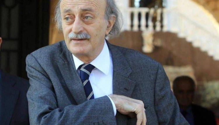 جنبلاط:  "سياسة تقشف الوزير خليل مهما قست افضل من الصعود والانتحار"