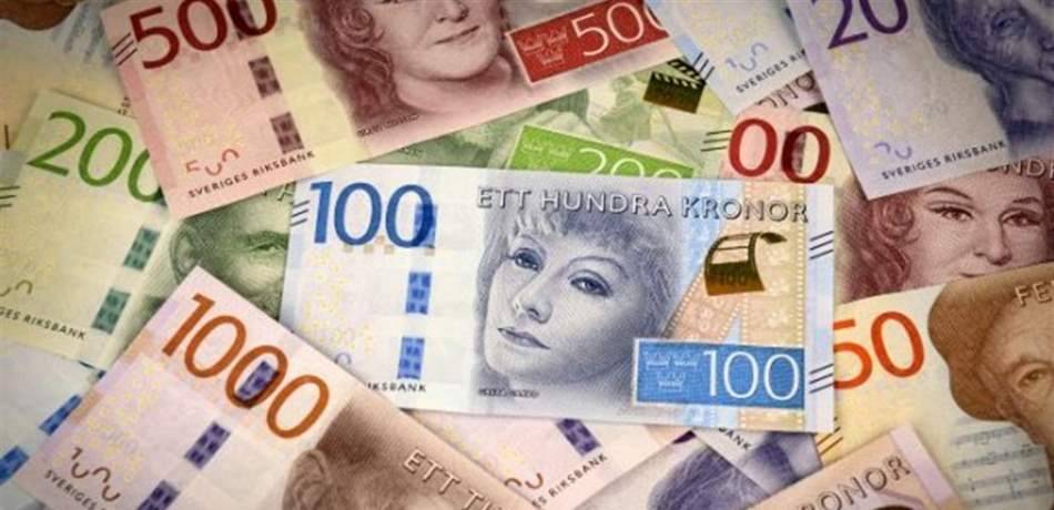 السويد تدعو مواطنيها للإحتفاظ بأموالهم تحت أسرّتهم