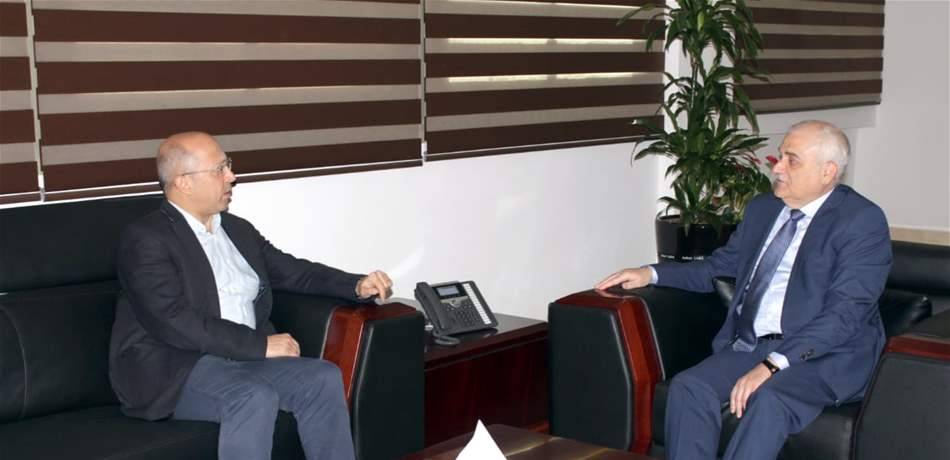 وزير الصحة عرض خفض أسعار الأدوية.. ورفع السقف المالي لمستشفى الراسي