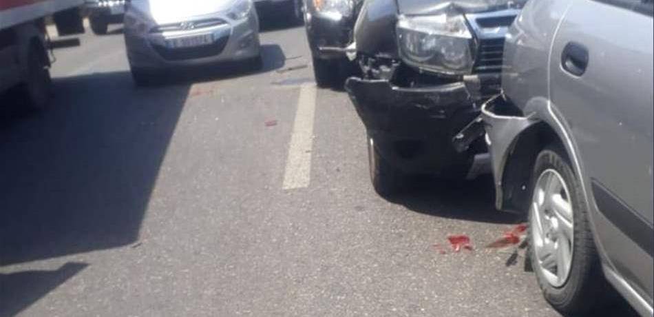 بالصور: جريحان نتيجة حادث تصادم في زوق مكايل