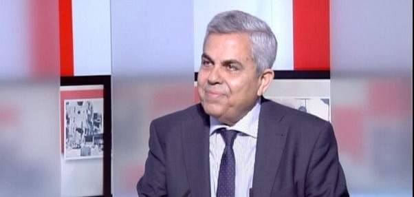 ديب: لماذا لم يشمل الإضراب كل المرافئ وإلى أين توجهت البواخر للتفريغ؟