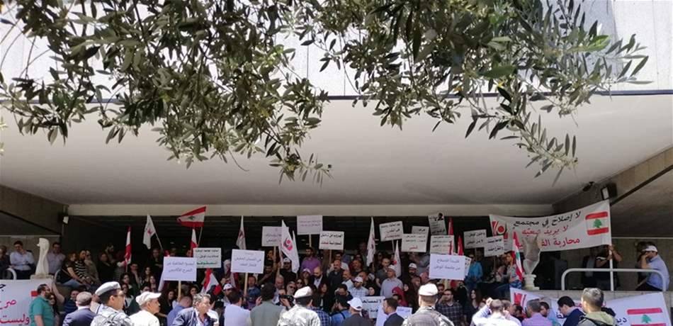 الأساتذة المتعاقدون بالساعة طالبوا بإقرار ملف التفرغ