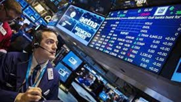 بورصة وول ستريت تهبط مع انتظار نتيجة محادثات التجارة بين أمريكا والصين