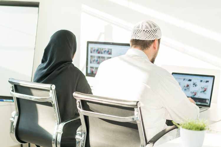 فيتش: أصول التمويل الإسلامي قد تصل إلى 3.8 تريليونات دولار