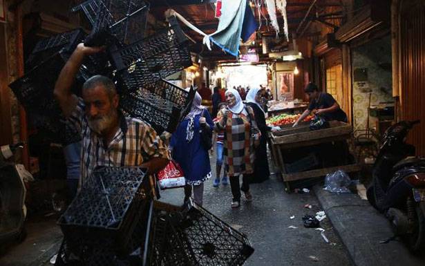 دموع: شهر رمضان على فقراء طرابلس: افتقاد الحدّ الأدنى من العيش الكريم