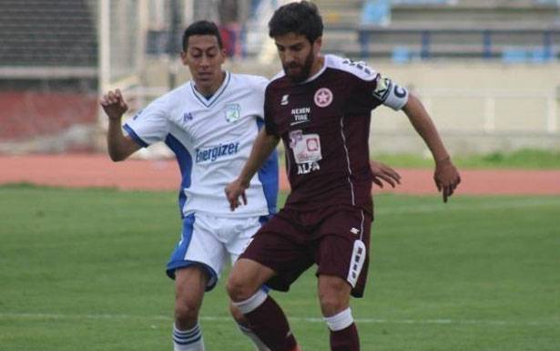 نجوم الكرة اللبنانية في دورة «الزين»

تعادل قدامى النجمة والانصار في الافتتاح