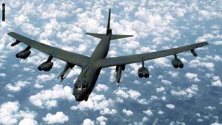قاذفات B-52 تصل قطر.. وإيران: أمريكا لن تجرؤ على القيام بعمل عسكري ضدنا