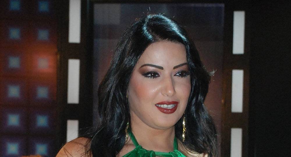 بعدما اتهمها بالاستيلاء على شقته... سمية الخشاب لأحمد سعد: سأفجر مفاجآت تهز الرأي العام