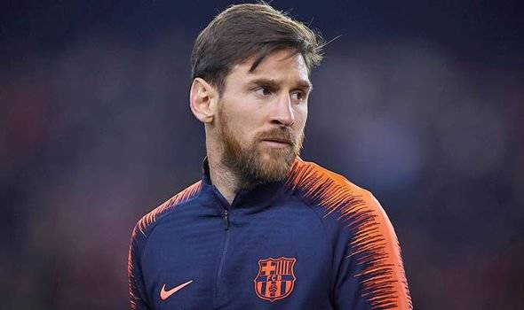 بعد كارثة ليفربول.. ميسي يطالب بطرد 3 نجوم
