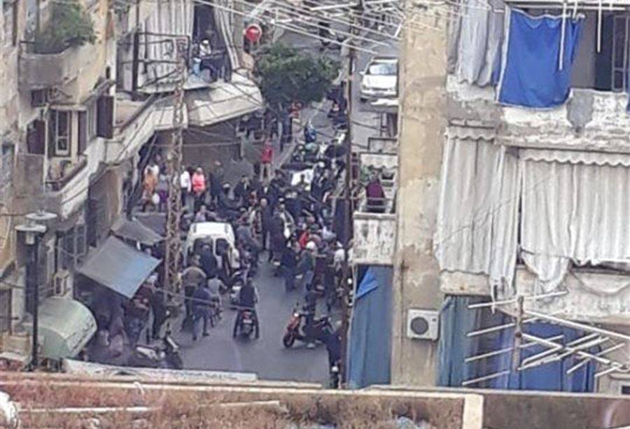 بالصور: اطلاق نار بين حزبيين وأهالي عائشة بكار