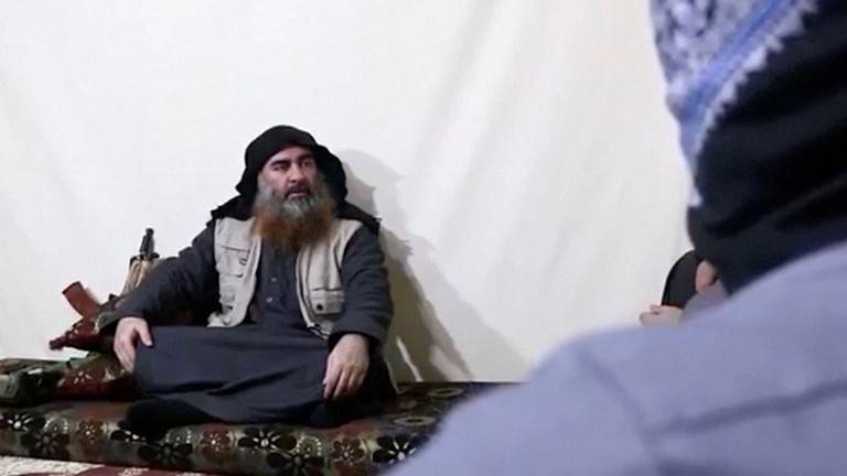 "ديلي إكسبريس": التحالف الدولي يبحث عن البغدادي في ليبيا