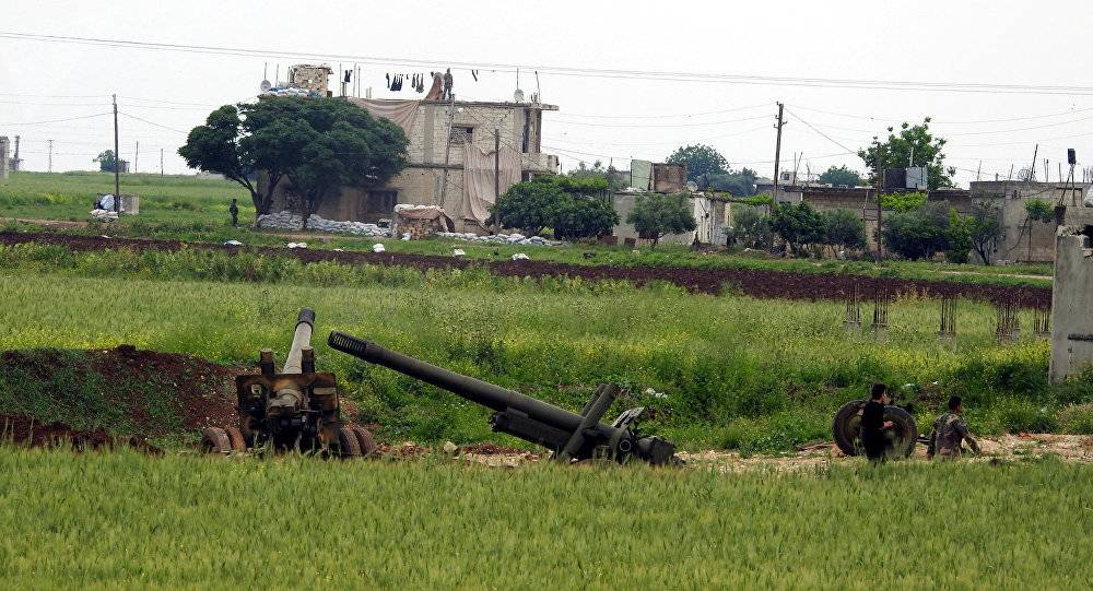 بالفيديو... لحظة تدمير مقر تنظيم "أنصار التوحيد" في ريف حماة