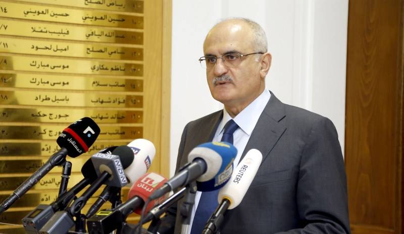 خليل: لا خوف على استقرار الليرة نريد مُوازنة إصلاحيّة تخفّض العجز