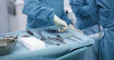 أصيبتا بالإيدز بسبب عملية تجميل رائجة جداً... إنتبهوا للأسباب