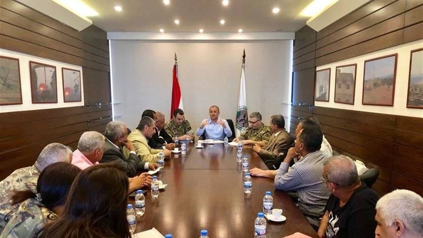 اجتماع بين بو صعب ولجنة من العسكريين المتقاعدين... على ماذا اتفقا؟