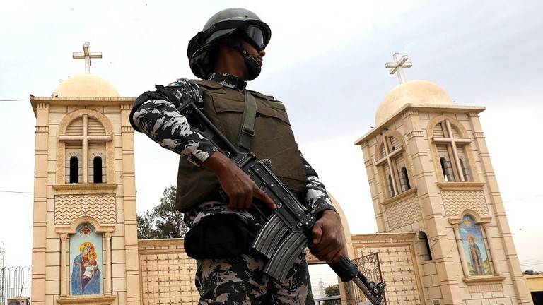 قاتل الكاهن القبطي في مصر يكشف تفاصيل جريمته وأسبابها