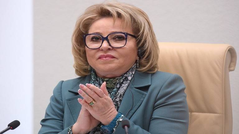 وفد روسي برئاسة ماتفيينكو يبدأ زيارة رسمية إلى تركيا