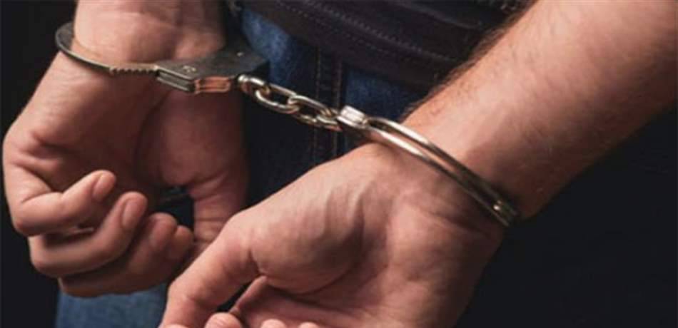 في حلبا توقيف شخص يهرّب تبغ وتنباك.. وهذا ما ضبط معه