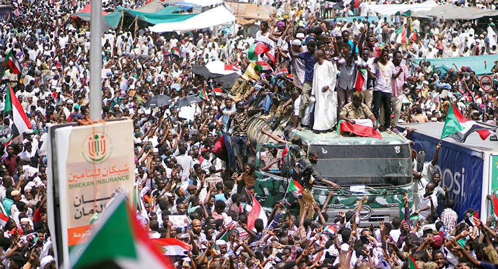 السودان... تصعيد جديد من تجمع المهنيين ضد المجلس العسكري