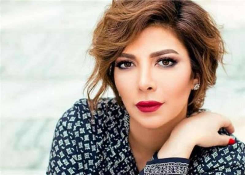 أحلام تبادر بصلح أصالة في عيد ميلادها