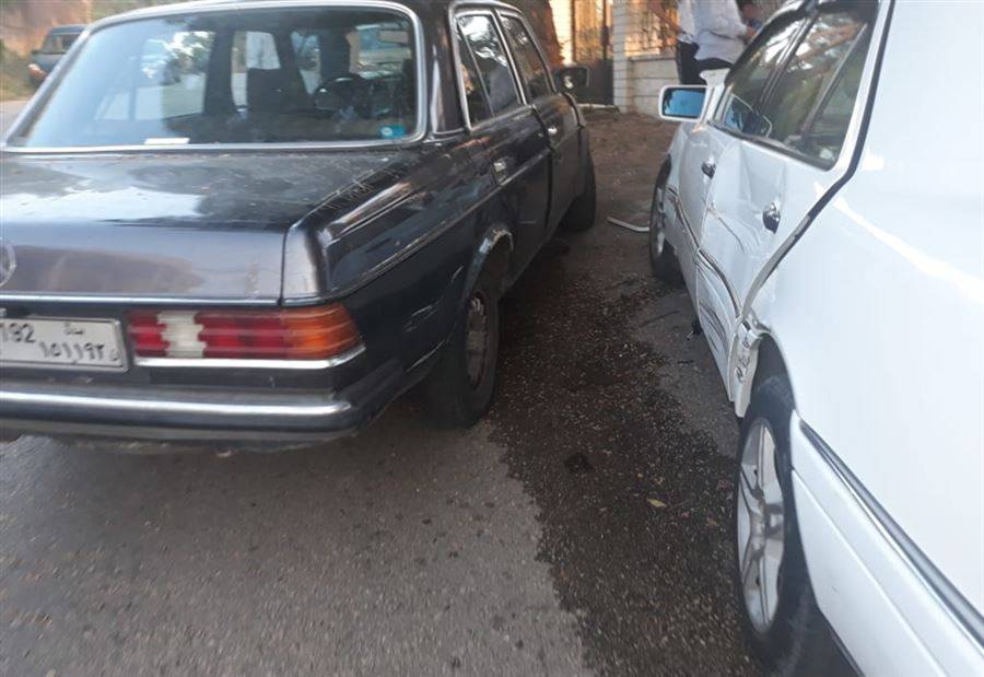 بالصورة: 3 جرحى في حادث سير على طريق النبطية