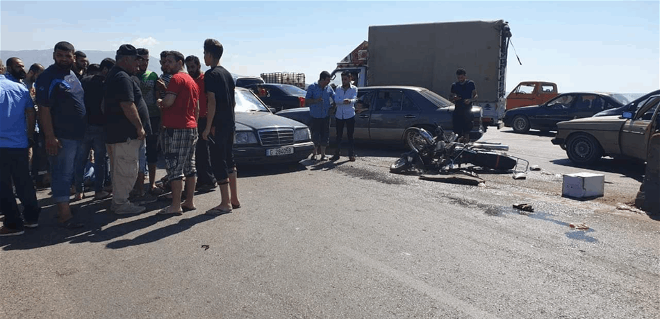 حادث صدم في العبدة وسقوط جريحين