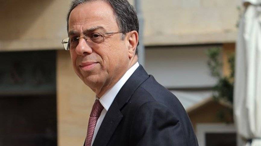 وزير الإقتصاد : ستفسخ الوزارة عقد العمل مع الاسمر في إهراءات بيروت