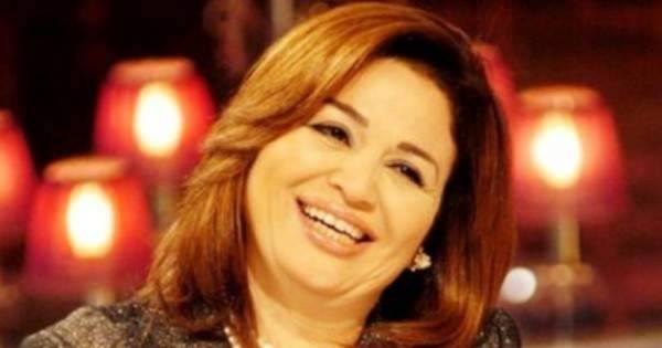 إلهام شاهين: أوافق على تقديم دور جريء مع إيناس الدغيدي
