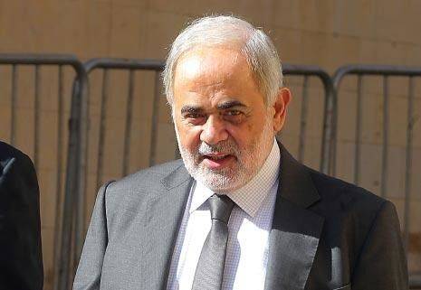 أبو زيد: ليستقل الاسمر اذا لديه ذرة من الكرامة