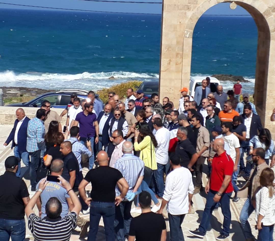 باسيل يستهل جولته في الكورة من أنفه