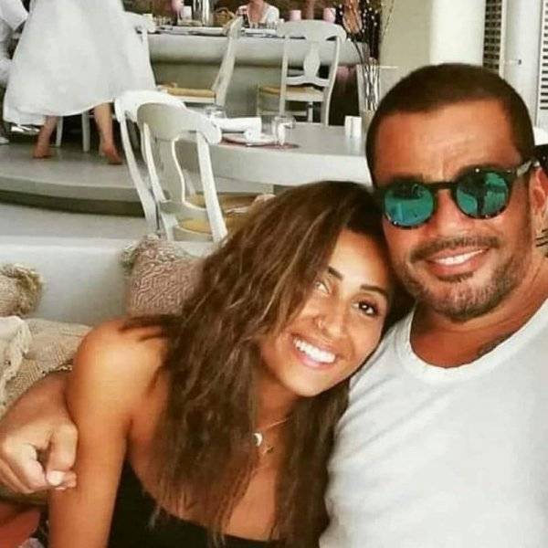 دينا الشربيني في إجازة... لكن ماذا عن عمرو دياب؟