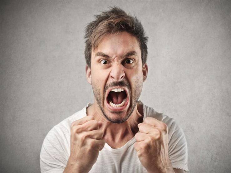 للعصبيين.. مضاعفات خطيرة تهدد حياتك بسبب الغضب