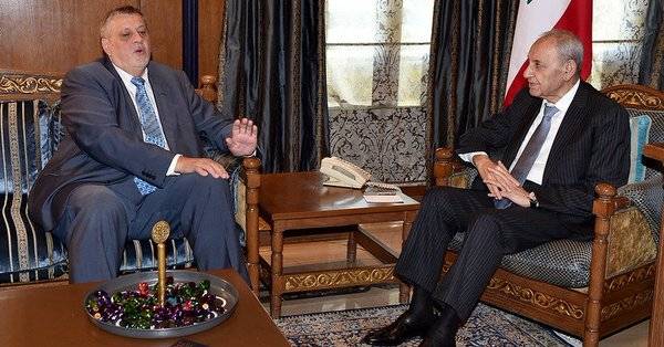بري عرض الوضع مع كوبيش واستقبل نقابة اطباء الاسنان