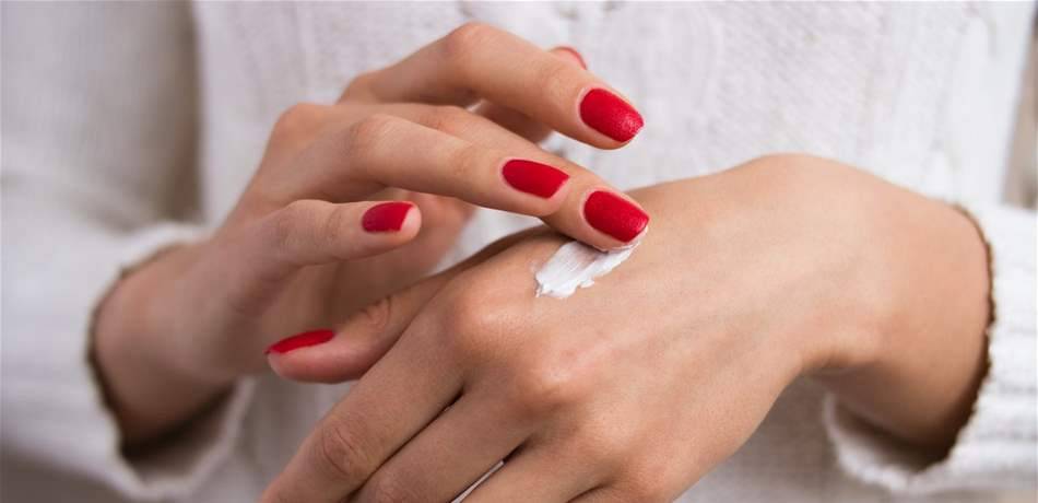 مشاكل صحية تكشفها أصابع اليدين.. وفي هذه الحالة سارع إلى الطبيب!