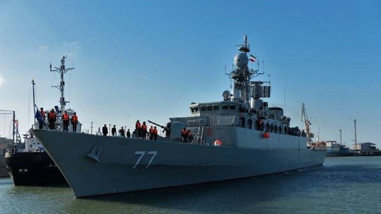 الجيش الإيراني يرسل قطعا من الأسطول الحربي رقم 62 إلى المياه الدولية
