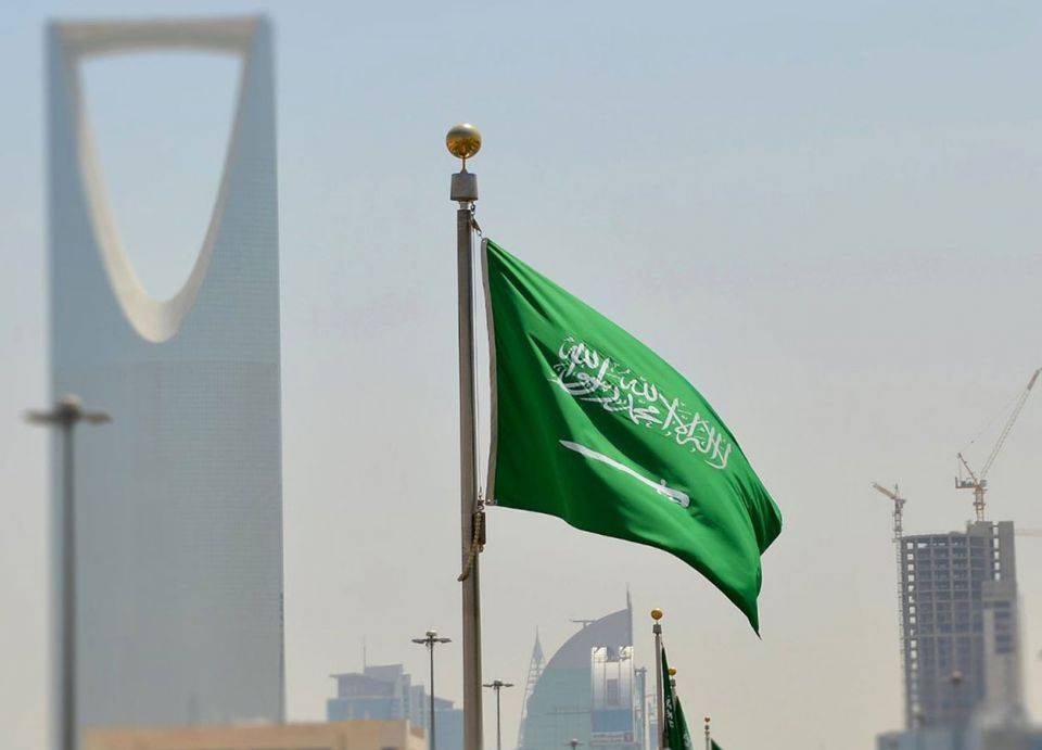 قرض ضخم جديد يختبر شهية البنوك للسعودية