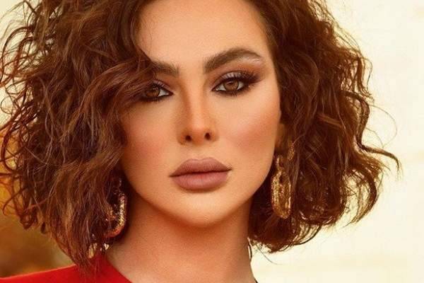 ستيفاني صليبا ترد على منتقدي لفظها "عتوف" - بالصورة