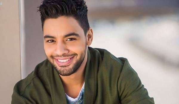 خطيبة أحمد جمال تردّ على خبر انفصالهما