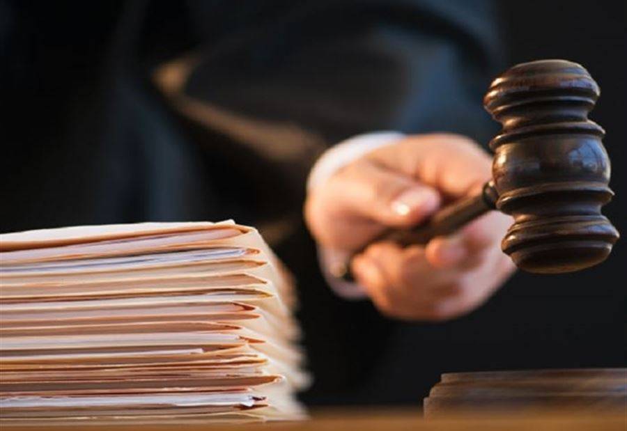 المساعدون القضائيون مستمرون بالإعتكاف