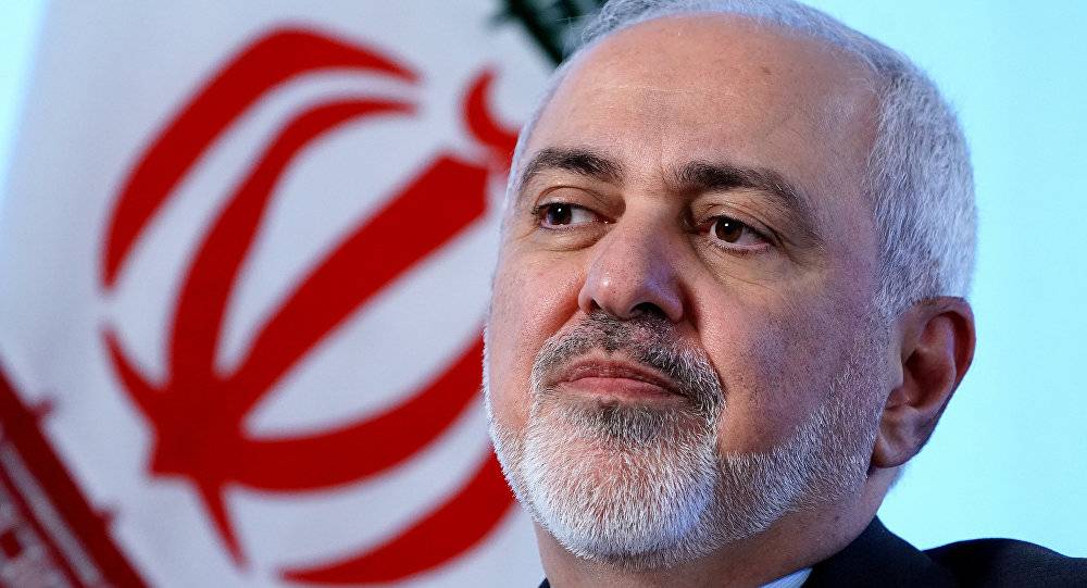 ظريف يلتقي بمسؤولين عراقيين غدا في بغداد