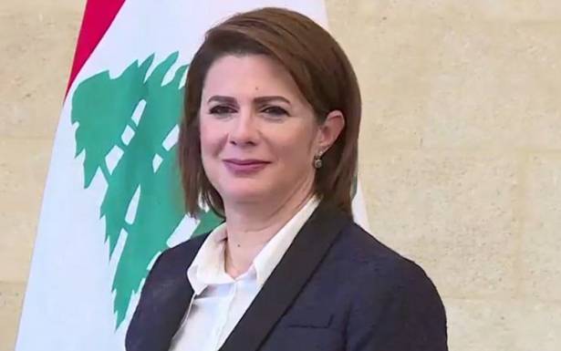 1735 بين الداخليّة والسياحة