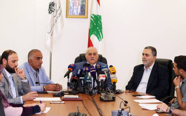 «العقوبات تـحول دون استيراد الدواء مُباشرة من إيران»

جبق يـبحث مع فرنسا فـي تفعيل استيراد الـ«جينيريك»