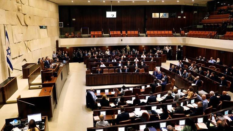 توجهات لحل الكنيست ونتنياهو يتهم ليبرمان بإفشال الحكومة