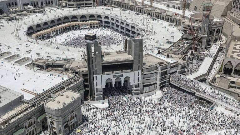 هيئة كبار العلماء في السعودية توضح أبعاد انعقاد القمم الثلاث في مكة