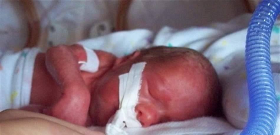 لهذا السبب الرضاعة الطبيعية للطفل الخديج ضرورية