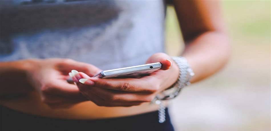 عشيق الزوجة يبتزّها بصورها وهذا ما حدث