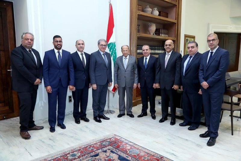 رئيس الجمهورية إستقبل وفد جمعية تجار جونيه وهيئة المعماريين العرب وأمل بإقرار الموازنة سريعا