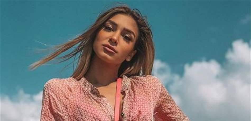 إطلالة جريئة لـ"تيا" ابنة نوال الزّغبي بالصورة...