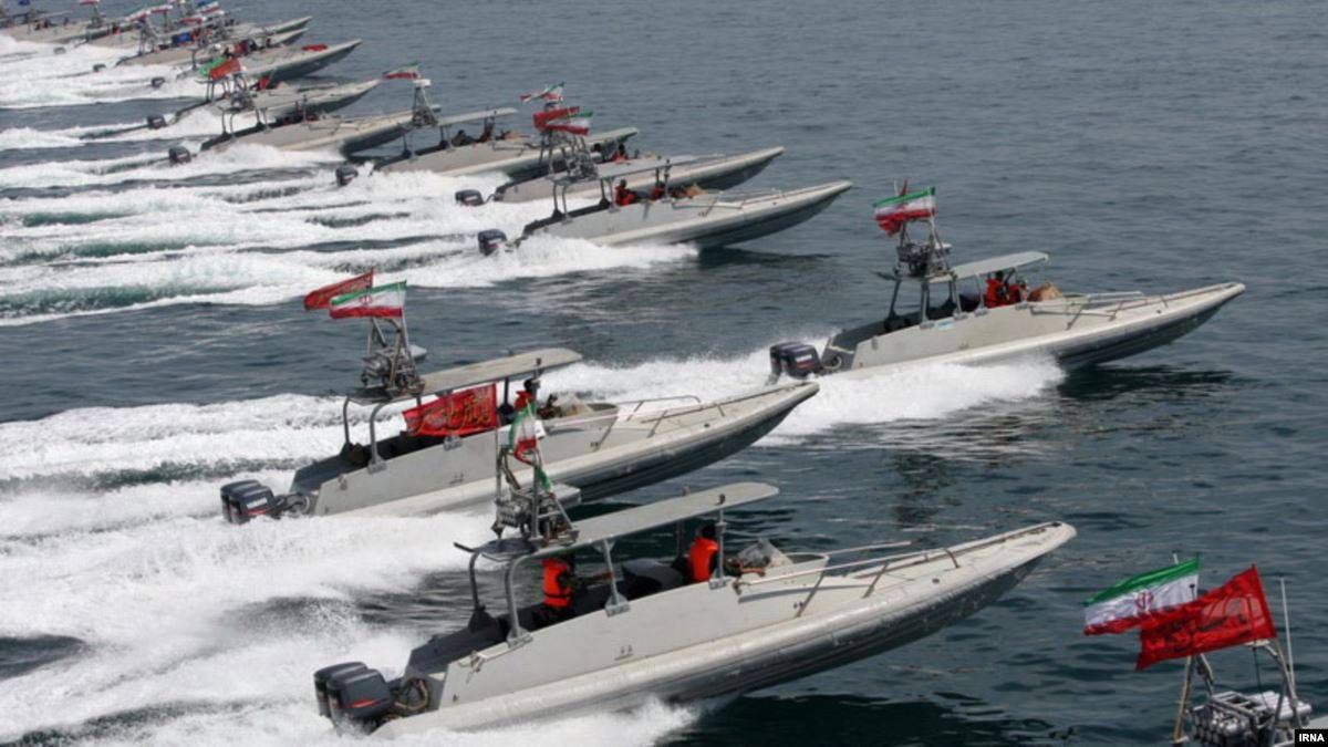 ايران تقلل من فرص الصدام العسكري مع واشنطن