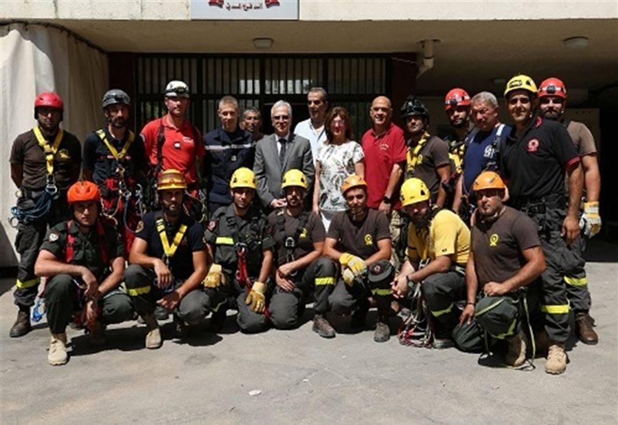متطوعو الدفاع المدني جنوباً أعلنوا وقف تنفيذ المهمات